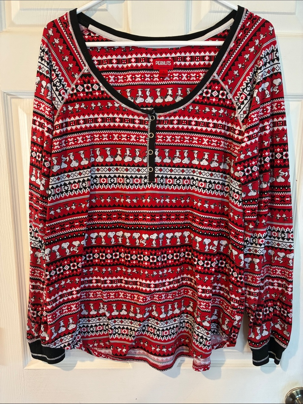 Peanuts Size Large Red & Black Snoopy Fair Isle Henley Long Sleeve Pajama Top